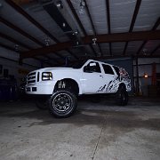 048